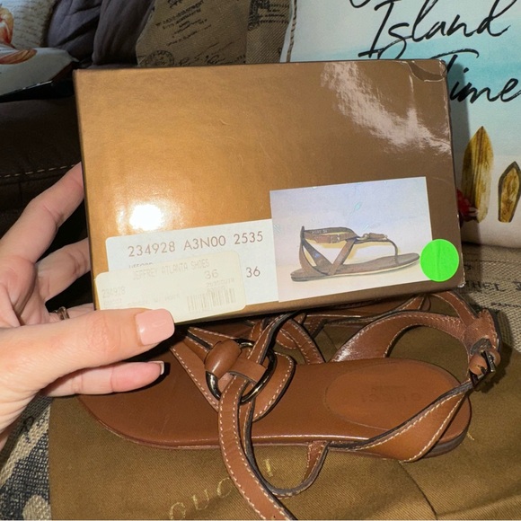 Gucci Horsebit Brown Leather Ankle Strap Thong Flat Sandals Size 36 - Picture 15 of 16